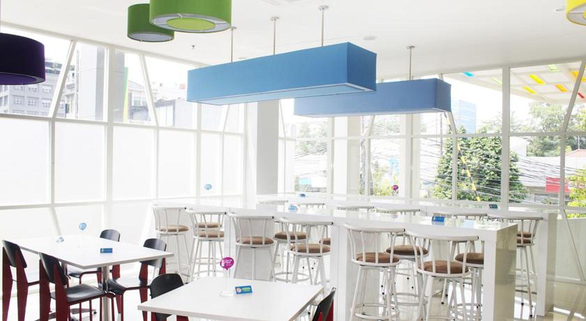 Pop! Hotel Kemang Jakarta Extérieur photo