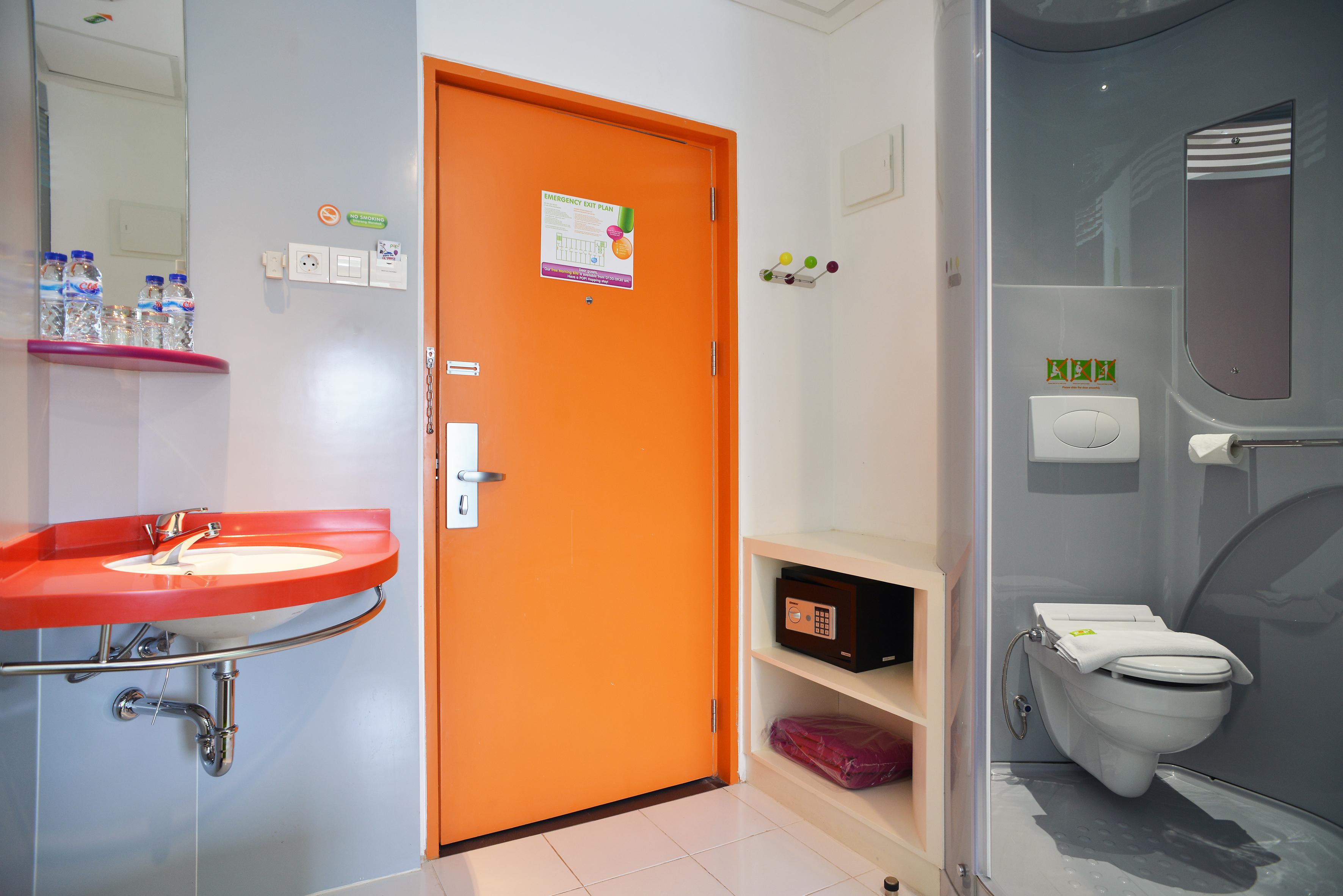 Pop! Hotel Kemang Jakarta Extérieur photo