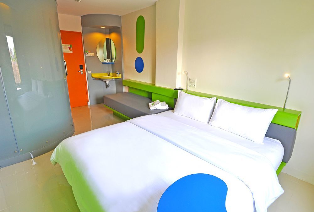 Pop! Hotel Kemang Jakarta Extérieur photo