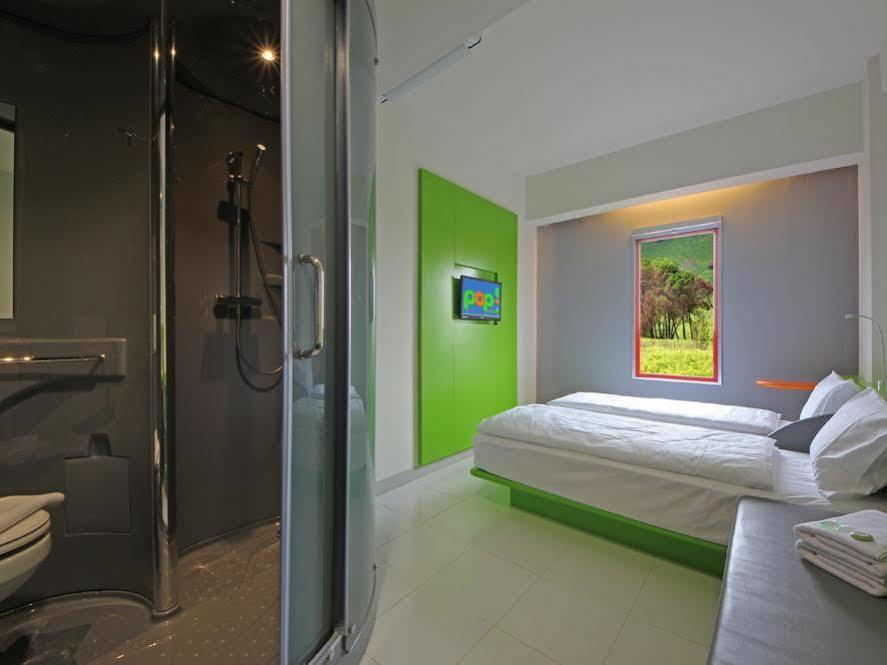 Pop! Hotel Kemang Jakarta Extérieur photo