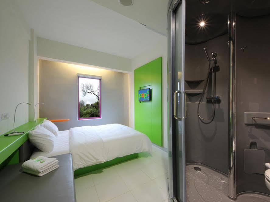 Pop! Hotel Kemang Jakarta Extérieur photo