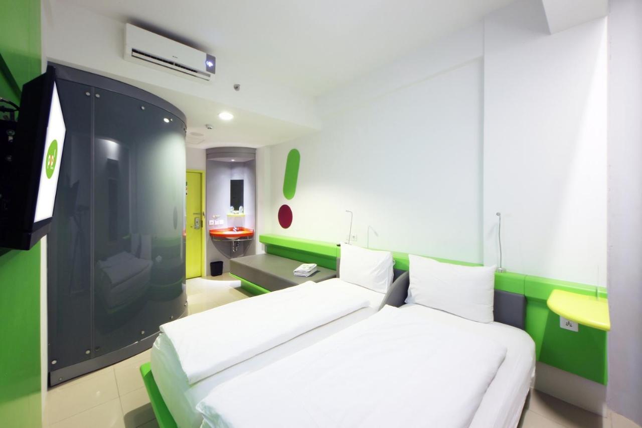 Pop! Hotel Kemang Jakarta Extérieur photo
